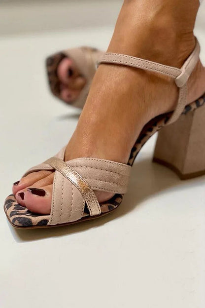 LORRIE | Vera Montiel