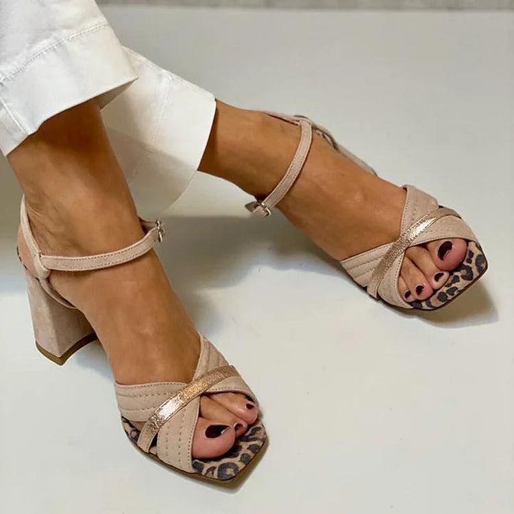 LORRIE | Vera Montiel