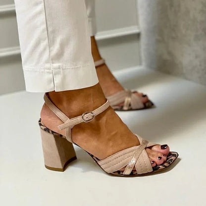 LORRIE | Vera Montiel